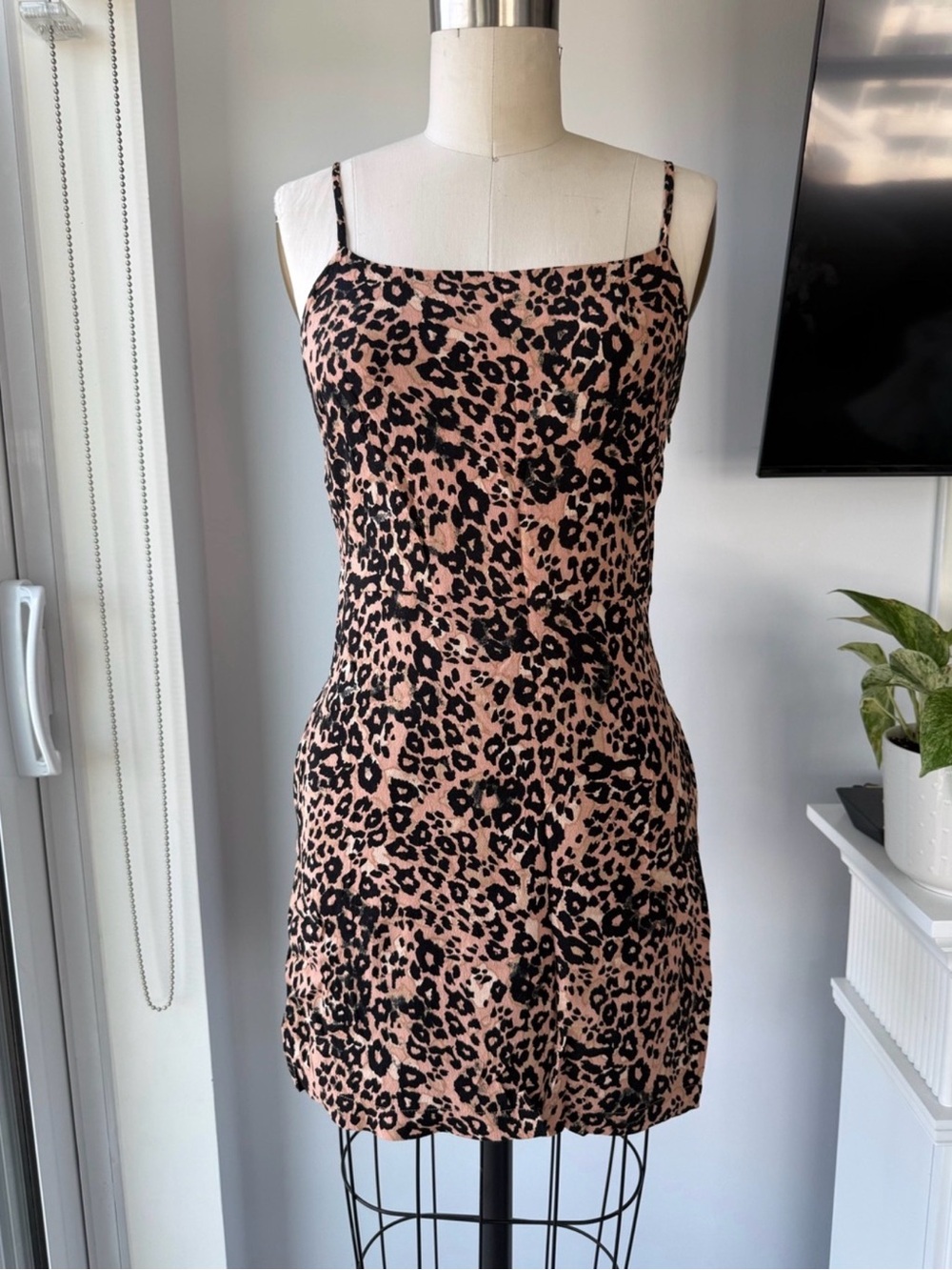 Aritzia Wilfred Leopard Print Mini Dress with pockets